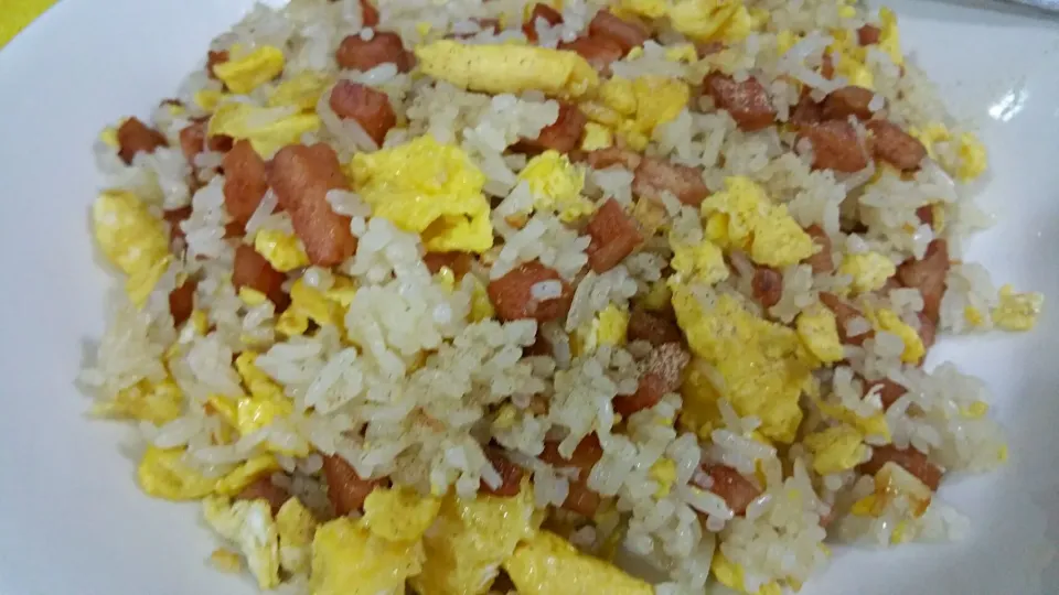 Fried rice luncheon meat + egg 😍😙👄👅💋|🌷lynnlicious🌷さん