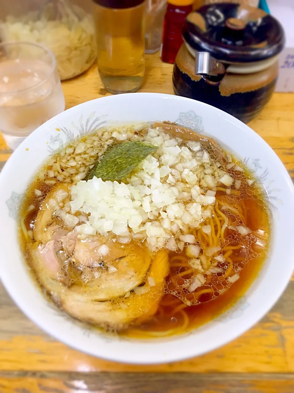 Snapdishの料理写真:ラーメン＋薬味増し
@中華そば専門店 丸幸|morimi32さん