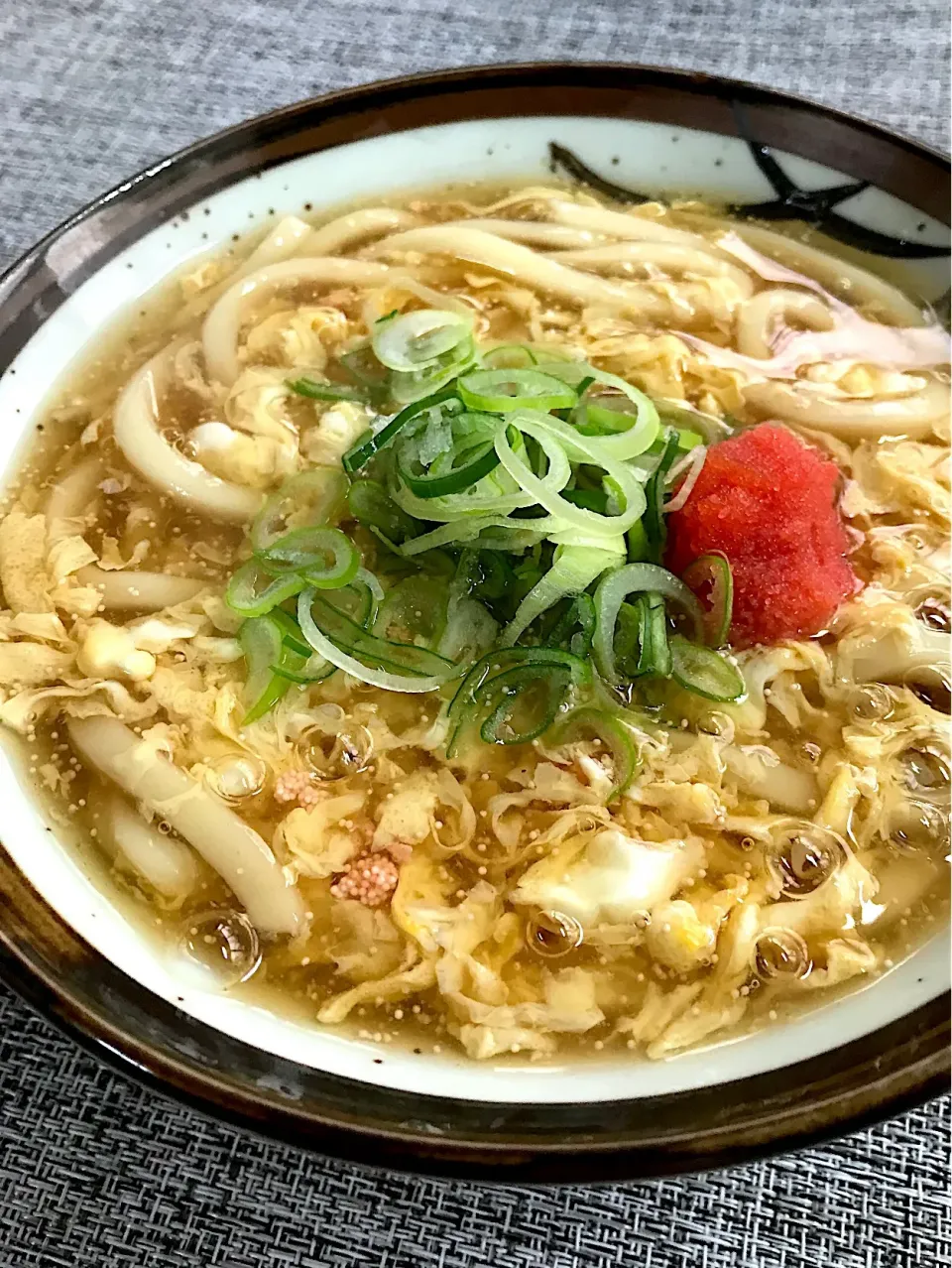 Snapdishの料理写真:あいさんの料理 明太卵あんかけうどん 💛寒い日のお昼にぴったり😊|あまねこ🌿さん