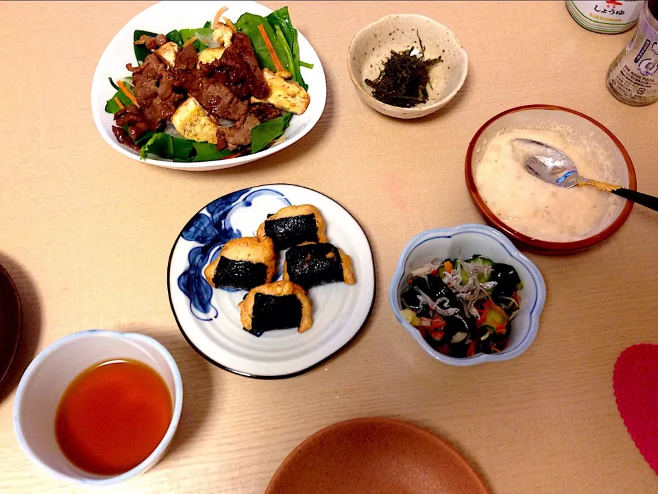 Snapdishの料理写真:焼肉サラダ
自然薯磯辺揚げ、自然薯ご飯
酢の物|じゅんこさん