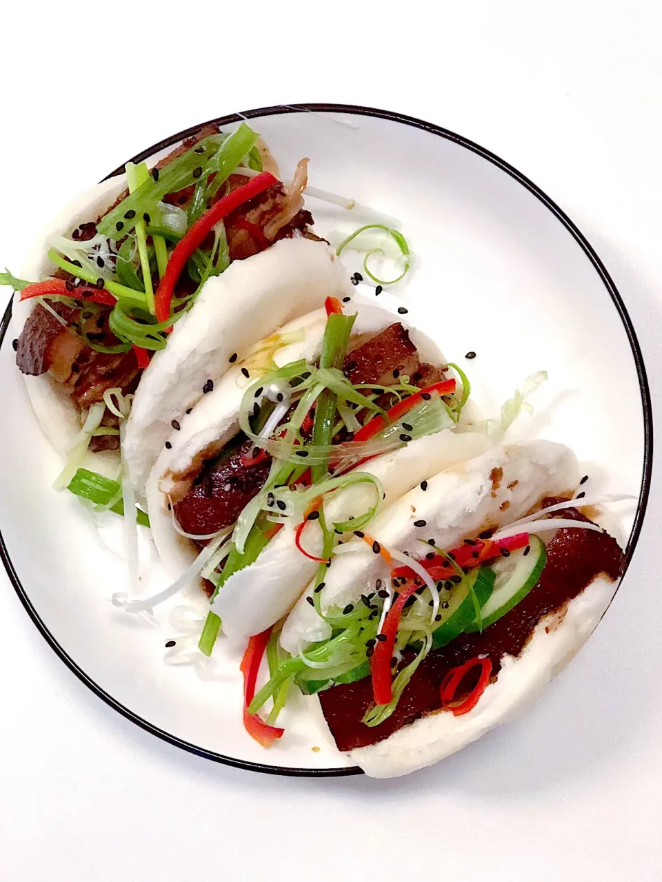 kong bak pau - pork belly buns|12Dragonさん