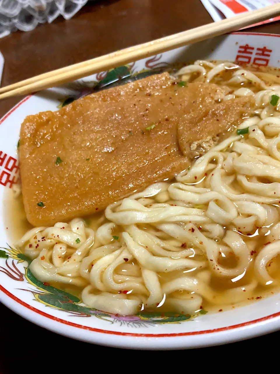 どん兵衛を電子レンジで5分間調理しました。麺がツルツル。お揚げがふっくらになりました。|Daisuke Sakaiさん