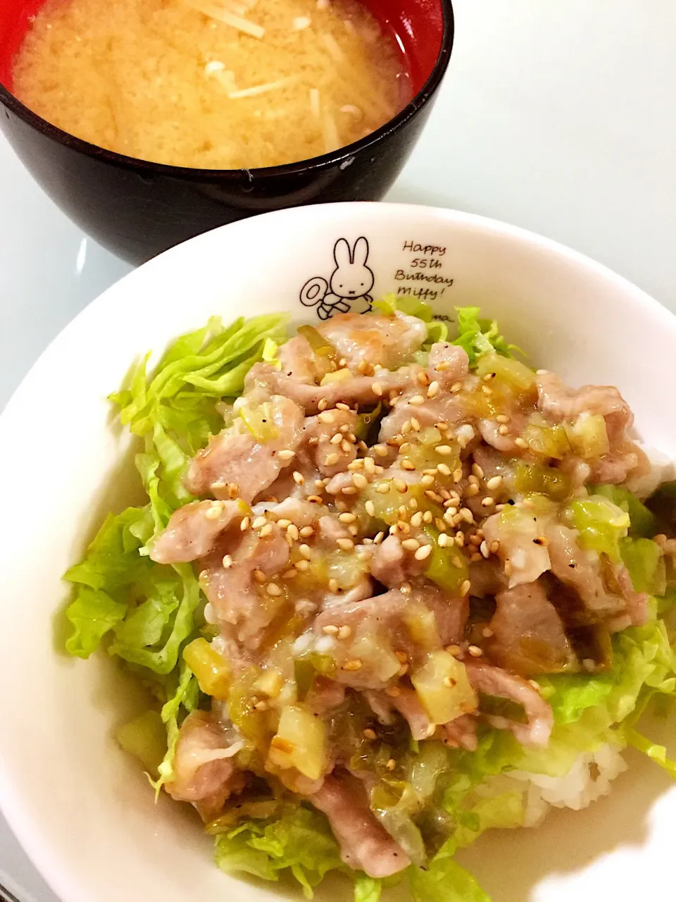 2018/02/24 ネギ塩豚丼٩(ˊᗜˋ*)و|愛華さん