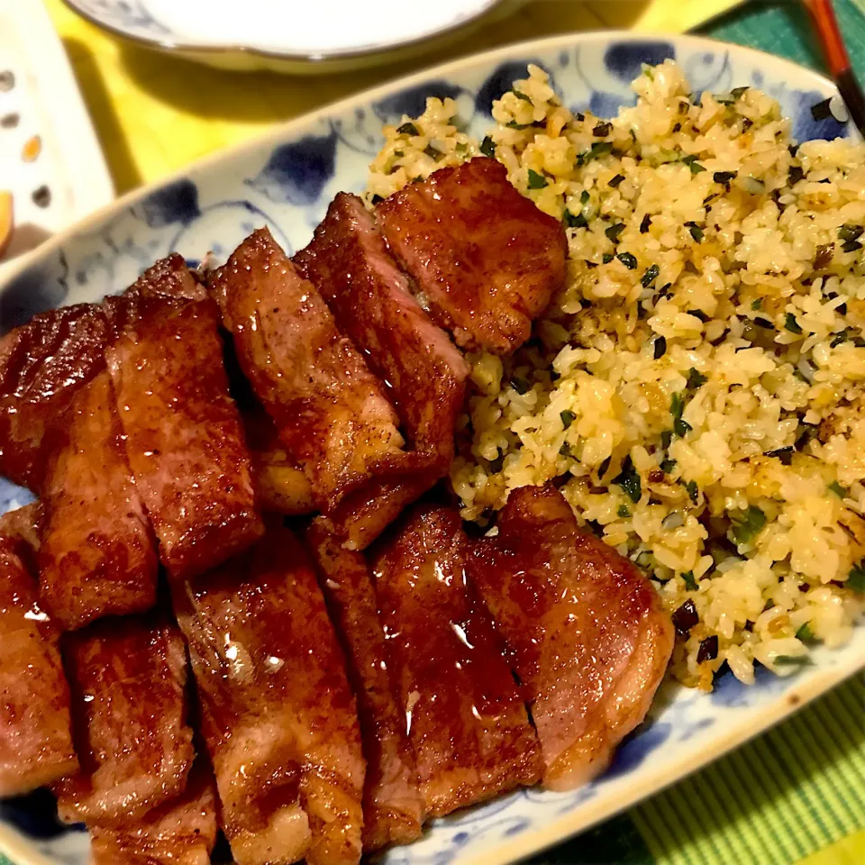 Steak and garlic fried rice|Junya Tanakaさん