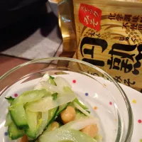 Snapdishの料理写真:ひよこ豆とセロリのサラダ
〜 味噌ドレッシング 〜|あやめぶさん