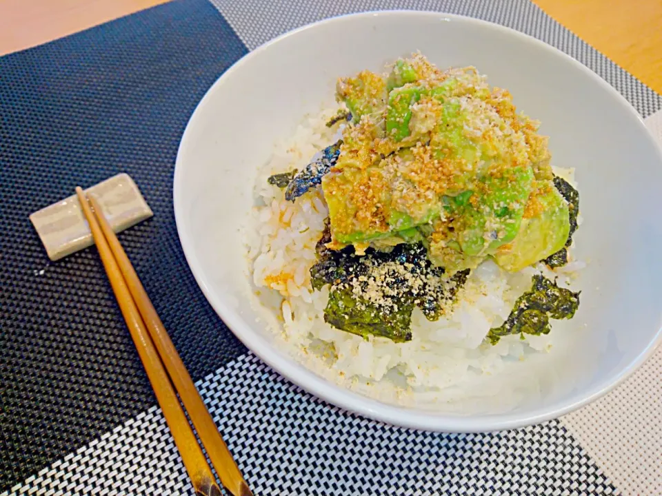 アボカドツナ丼|こたろーさん