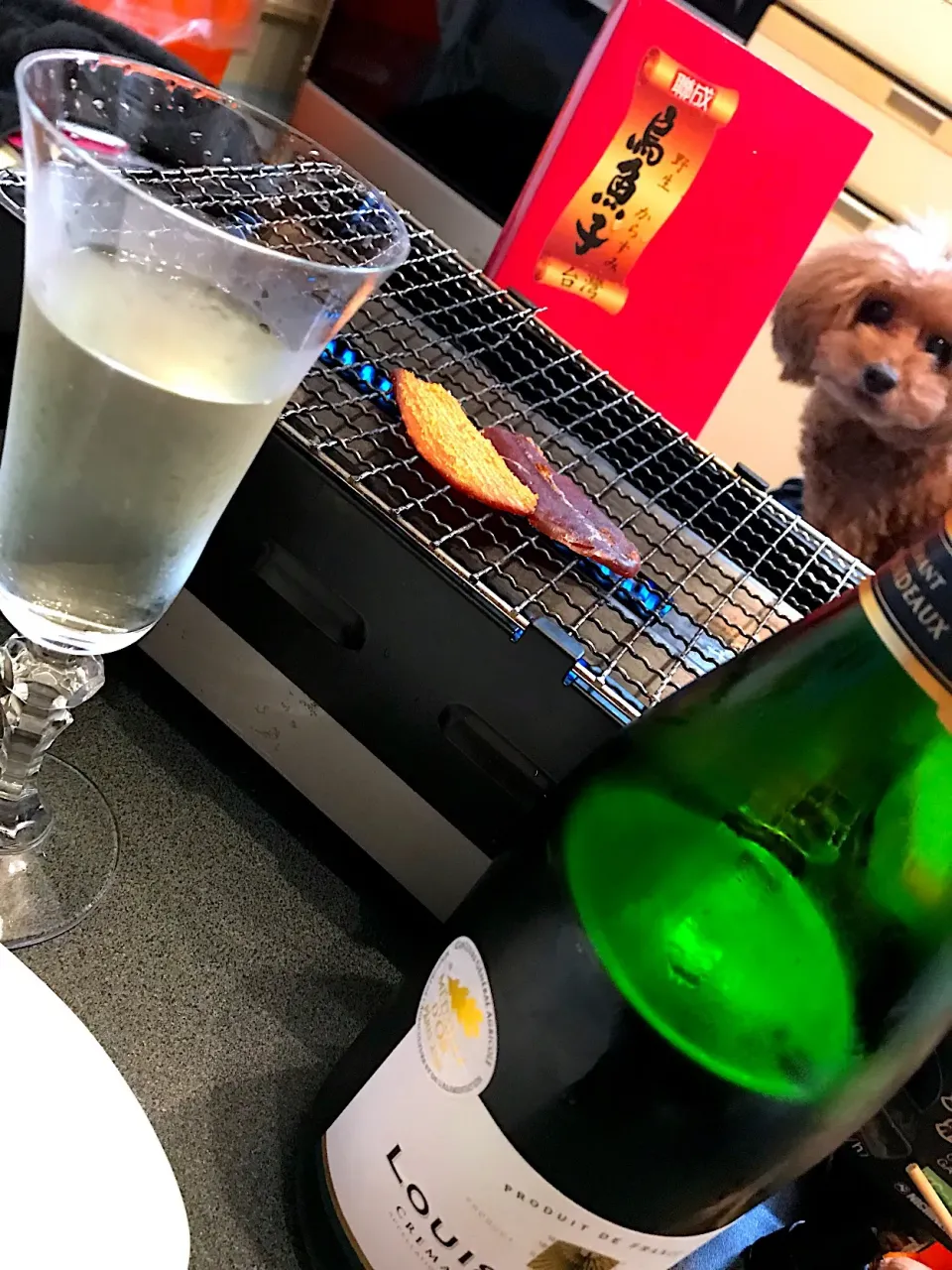 お土産で頂いたカラスミ😘泡でシュワワ➰🥂|ナムナムさん