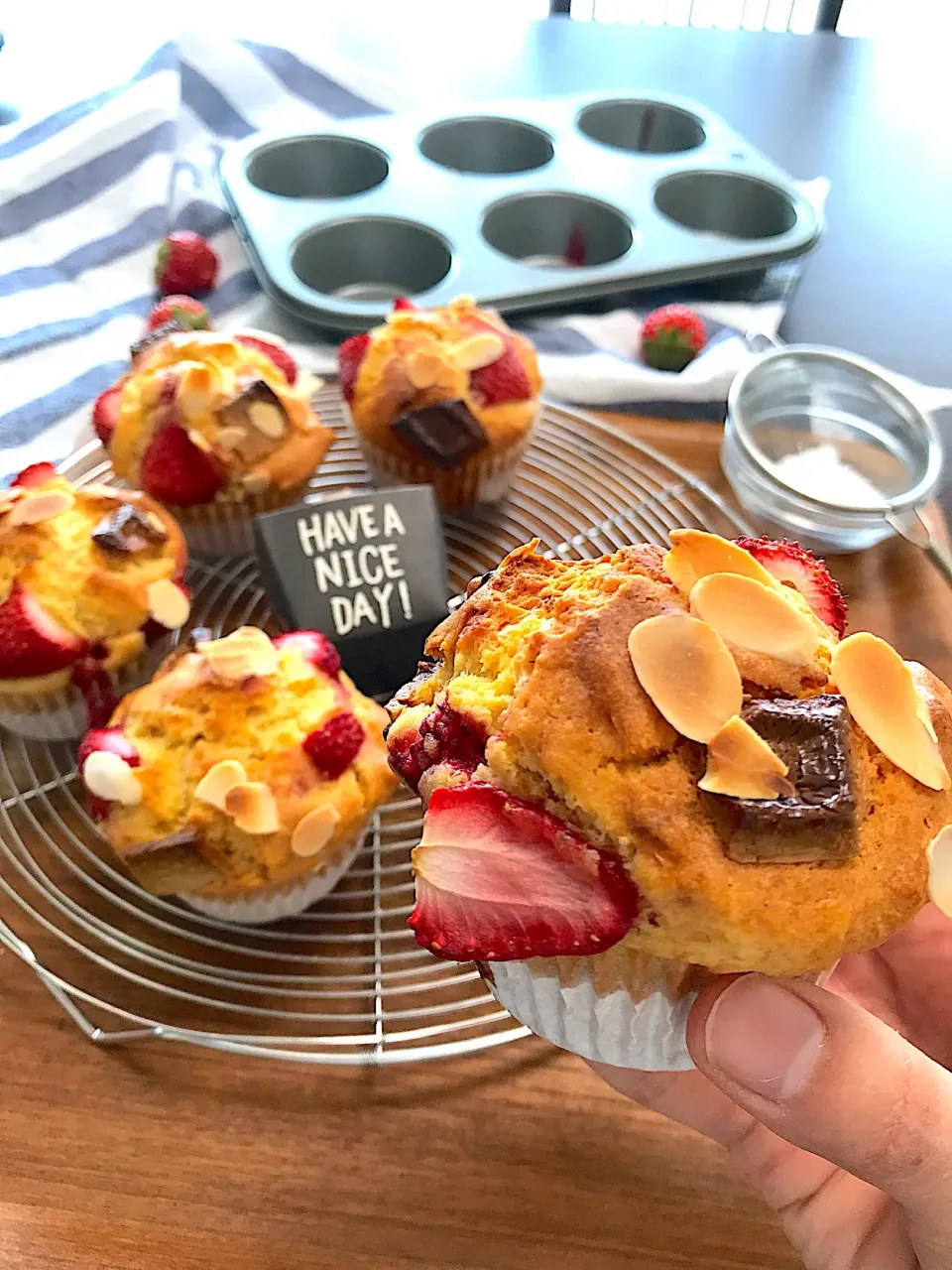 るん♪の料理 いちごとホワイトチョコのマフィン🍓♪|るん♪さん