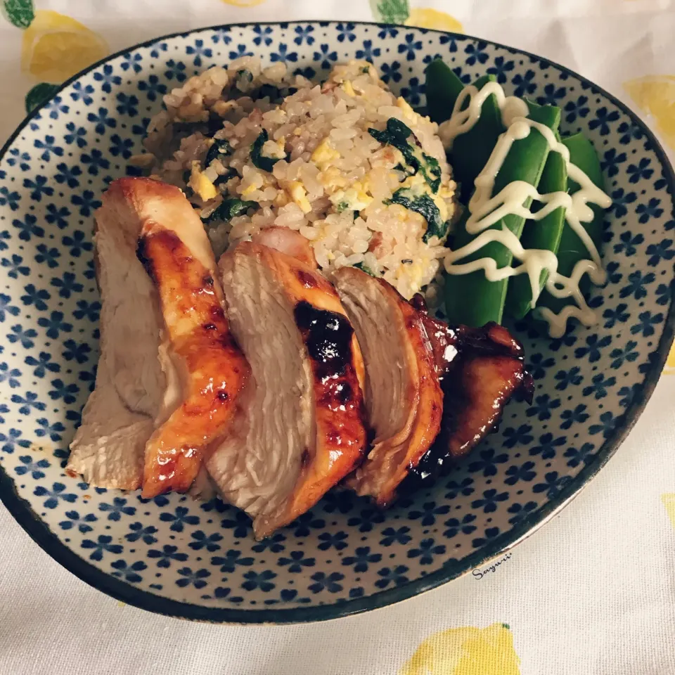 青菜炒飯と鶏胸肉の甘辛照り煮|sayuri*さん