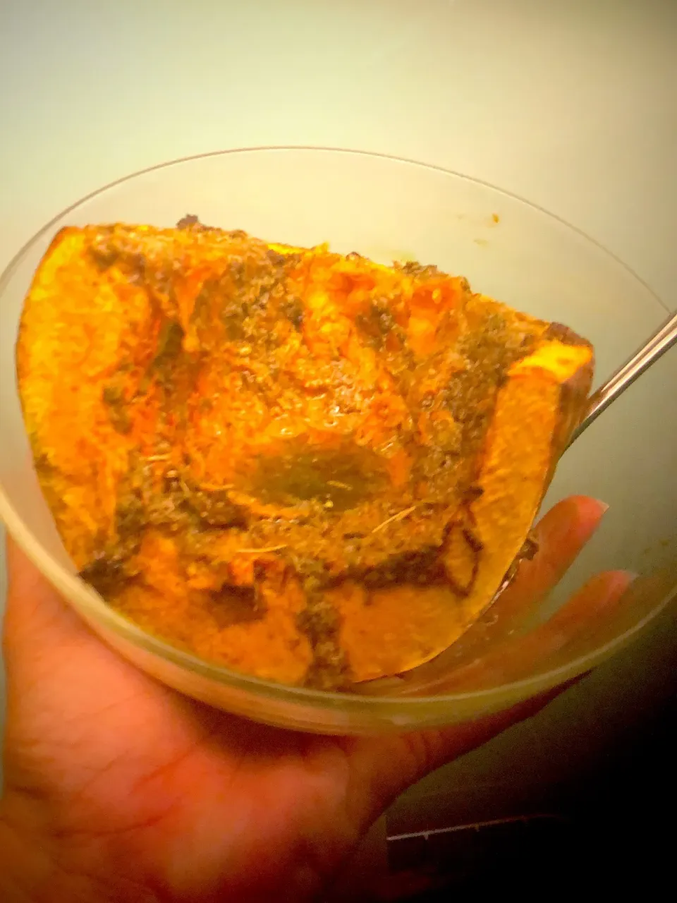 My healthy little bake pumpkin with herbs butter , it may not look nice but it tastes yummy|sarahさん