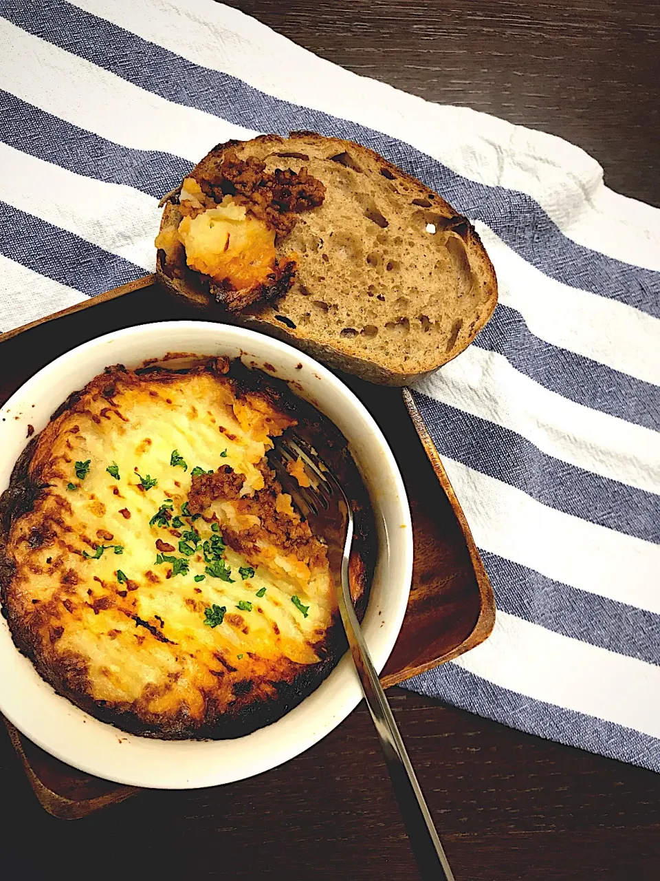 cocoaさんの料理 Cottage pie - イギリスのママの味コテージパイでオープンサンド風♪|るん♪さん