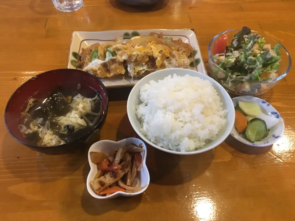 #今日のランチ#カツ煮定食
#喫茶アリスの日替わり定食|畑田 成治さん