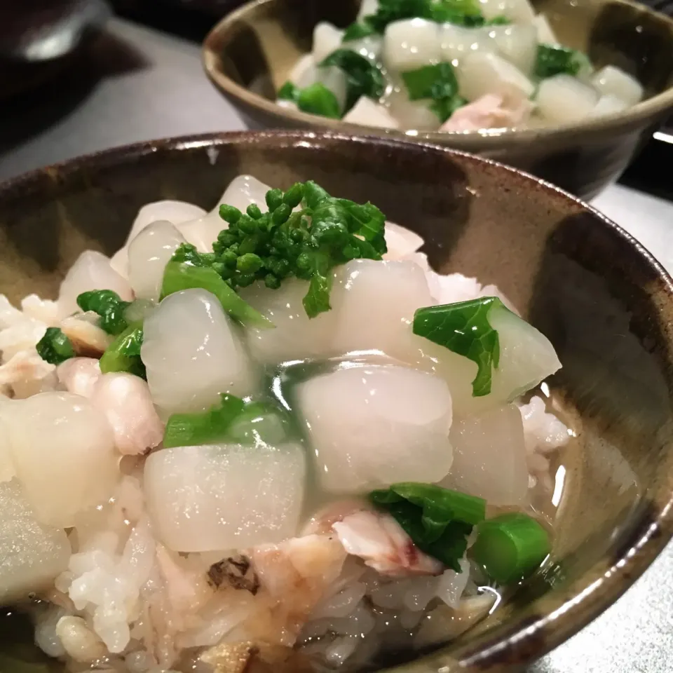 Snapdishの料理写真:塩鯖ごはん蕪&菜の花あんかけ🍚🥢ʕ-̼͡-ʔ|七海さん