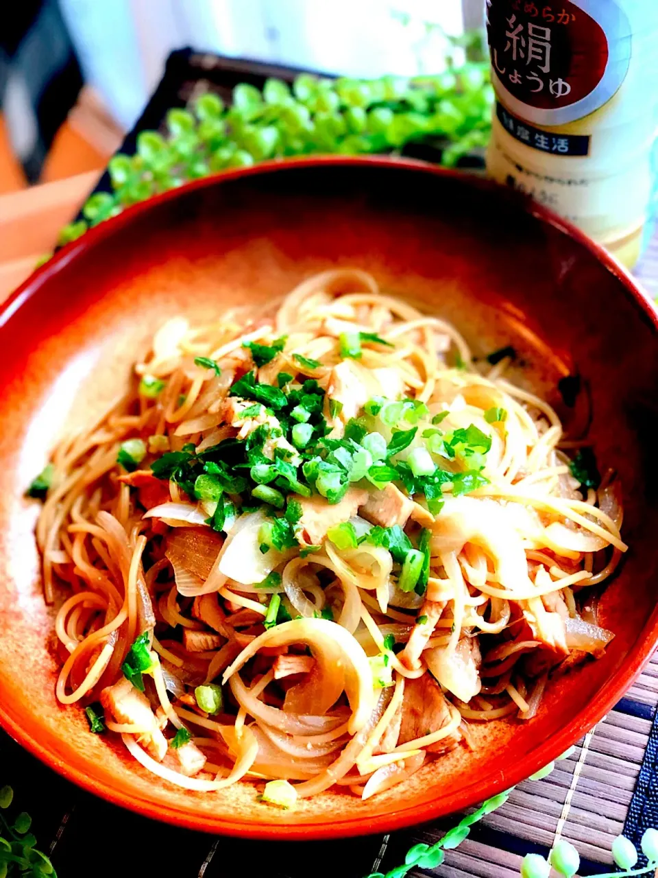 チキンとシャキシャキ玉ねぎの和風バルサミコパスタ|MAPITEEさん