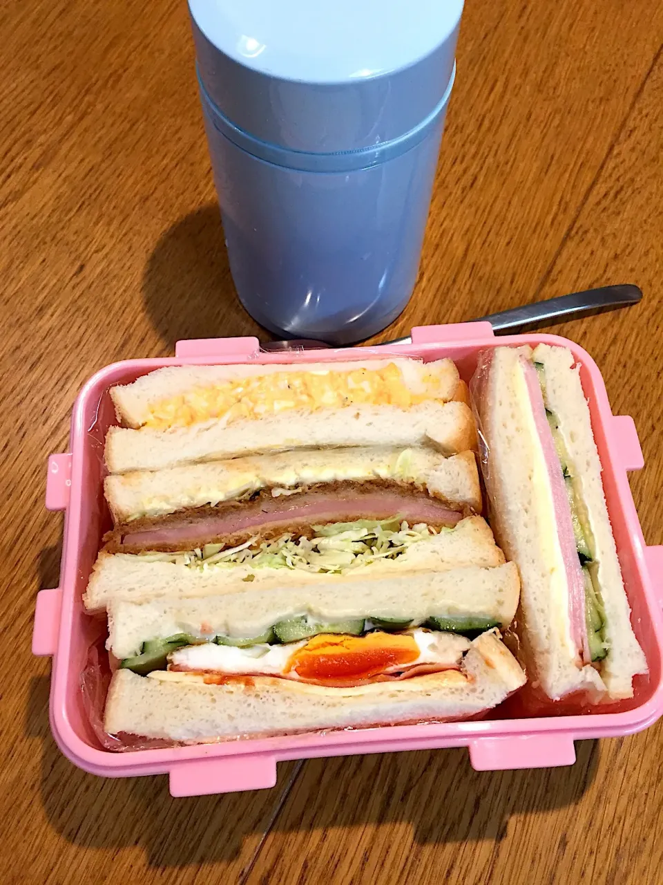 高校生息子&パパ弁当  サンドイッチとスープ|まつださんさん