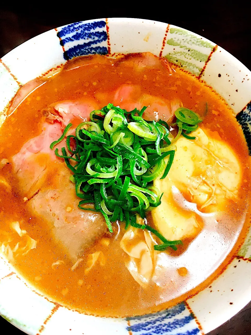 お昼はミソラーメン🍜🍥|えり(*☻-☻*)さん