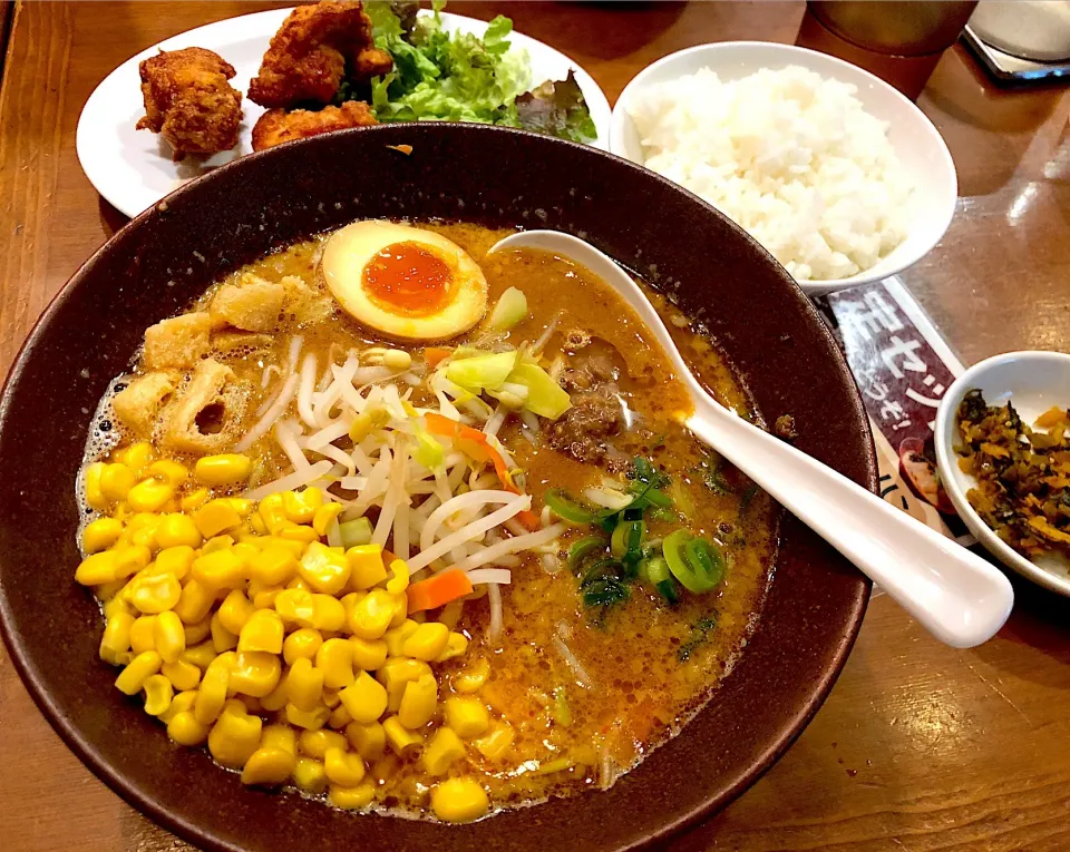 味噌豚骨ラーメン
初めて食べました！美味しかった。 #ラーメン|sakusakuさん