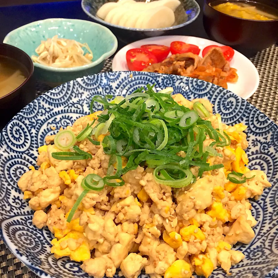 naokiさんの料理 鶏ミンチと豆腐の炒り煮😁|ヨッチャンさん