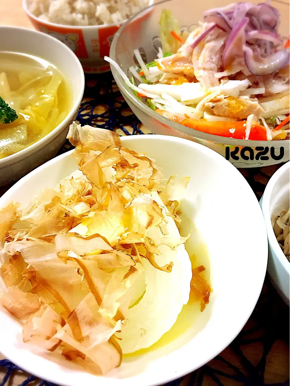 まるまさんの料理 新玉ねぎをチンして麺つゆとバターで！を、まる生おろしポン酢バターで❤️|かずきっちんさん