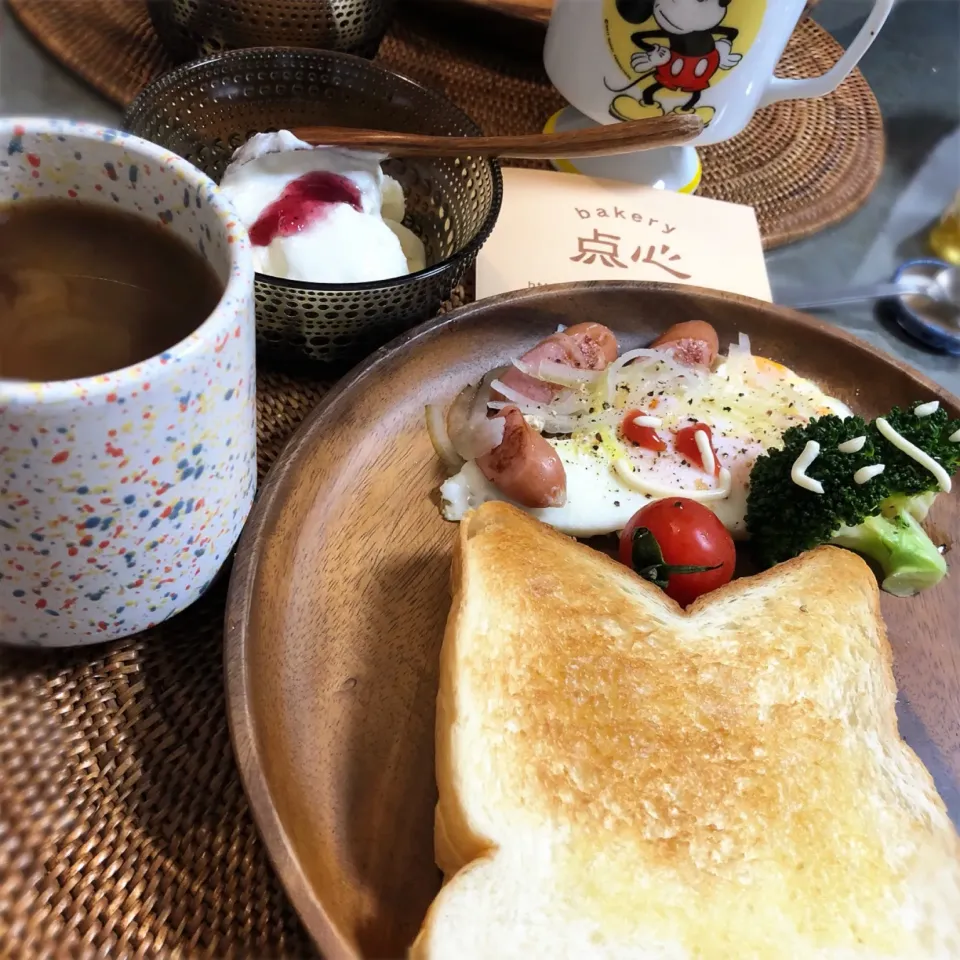 点心の食パン🍞で朝ごぱん🍳|nao子さん