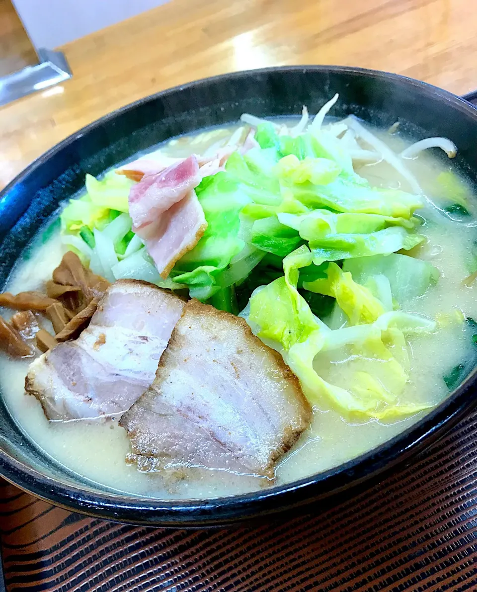 ✨漢のやさい補充ラーメン🍜✨|中さんさん