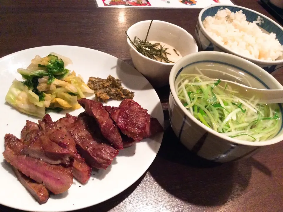 仙台と言えば、そう❣️牛タン😋|アライさんさん