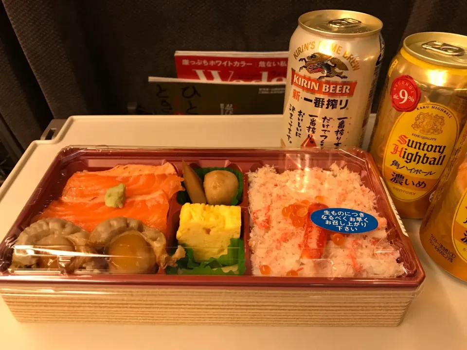 鮭・カニ・ホタテ弁当🍱と帰りのお供達|buhizouさん