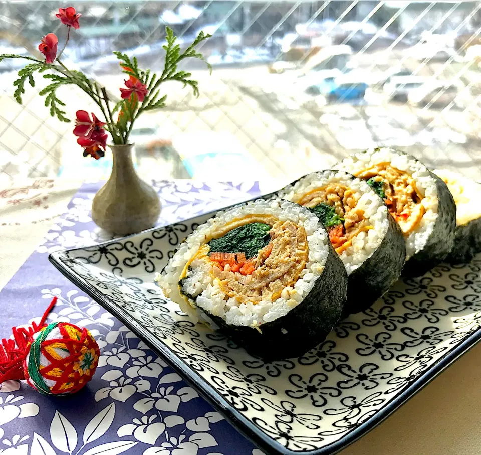 昼ごはん  豚生姜焼き巻🌀|砂雪さん