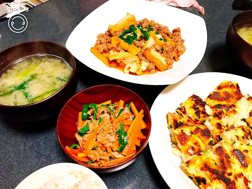 長芋とベーコンのチヂミ
豚ひき肉と厚揚げの煮付け
ピーマンとにんじんとツナのゴマ和え
えのきとアスパラのみそ汁|ぴよこさん