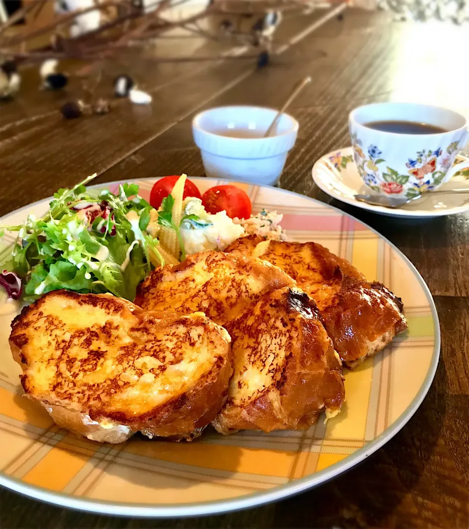 朝ごはん フレンチトーストとブレンド|砂雪さん