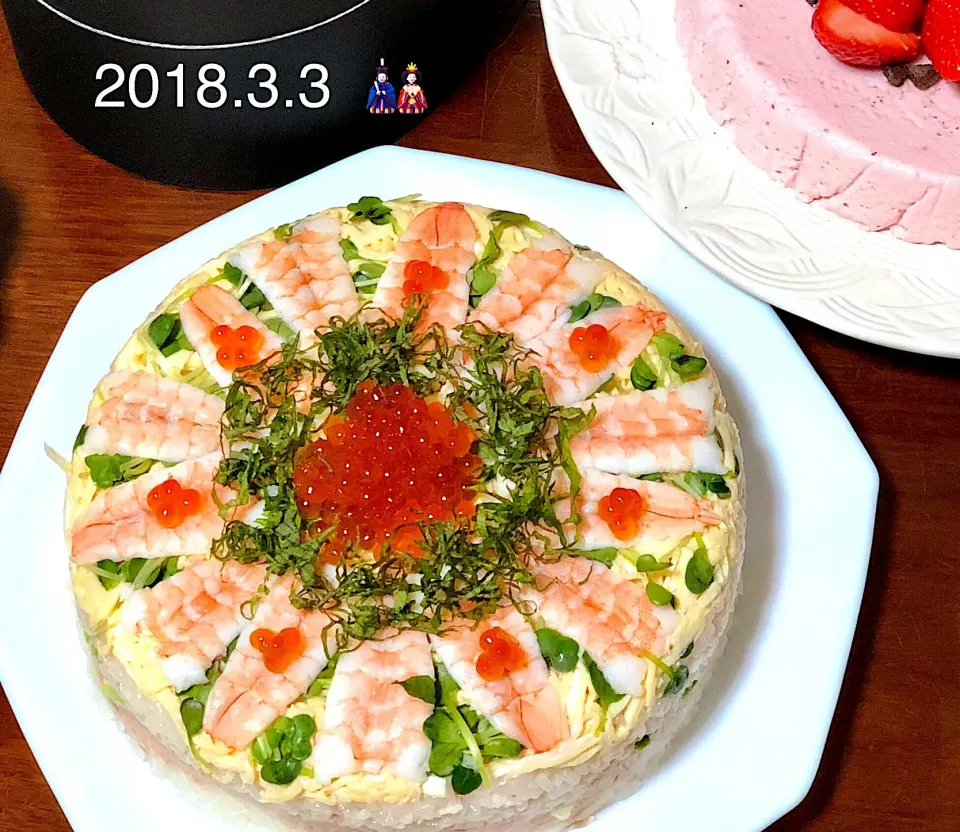 Snapdishの料理写真:雛祭り🎎  ケーキ寿司|Ayaさん