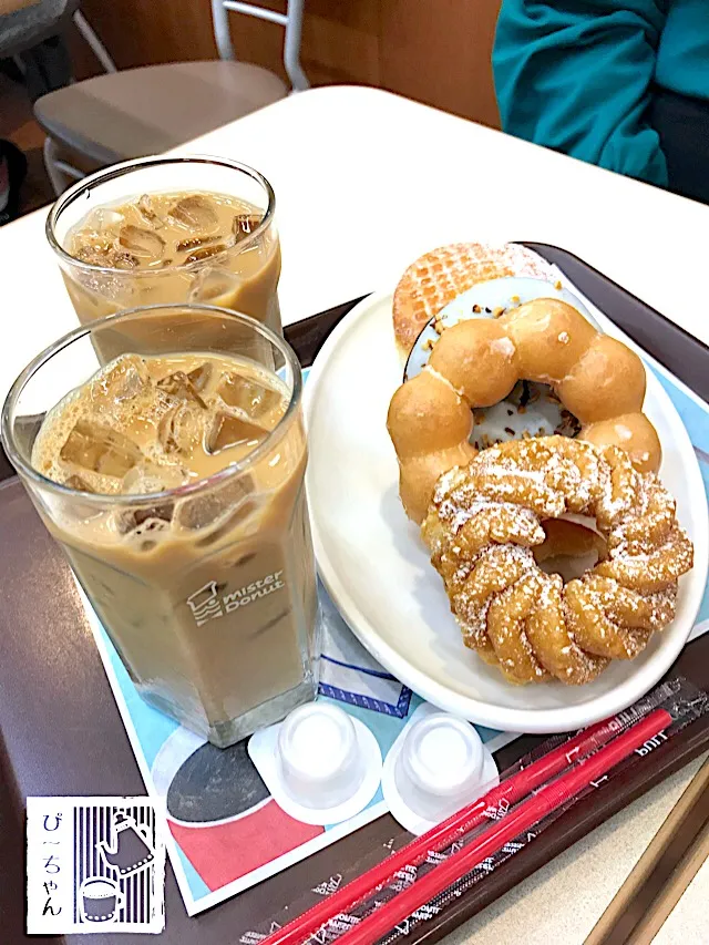 長女とおやつ🍩|☆ぴ〜ちゃん☆さん