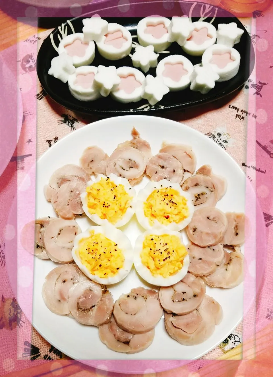 さくら型はんぺんと鶏ハムのゆで卵|まむちょこさん