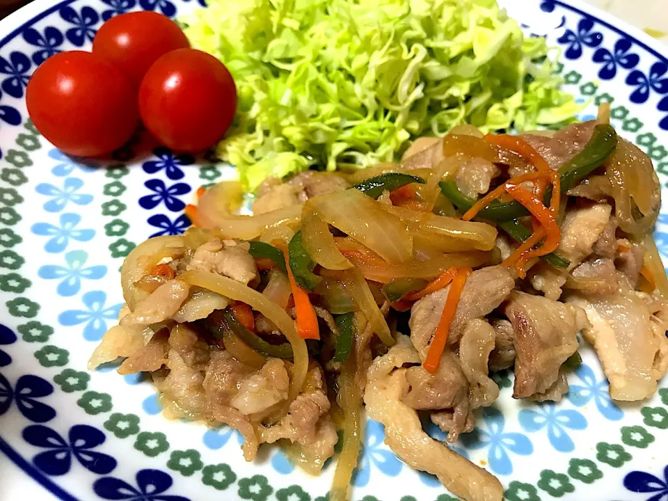 豚バラ肉と野菜の麺つゆマヨネーズ焼き
 #豚バラ肉 #マヨネーズ焼き#麺つゆ|優依さん