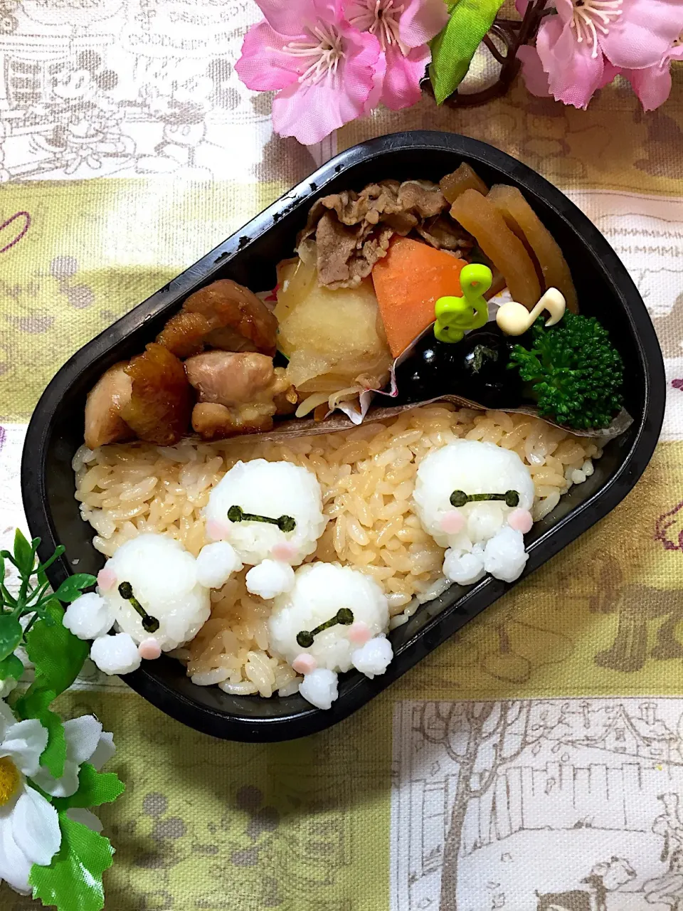 Snapdishの料理写真:ころころベイマックスお弁当☆|makoryuneさん