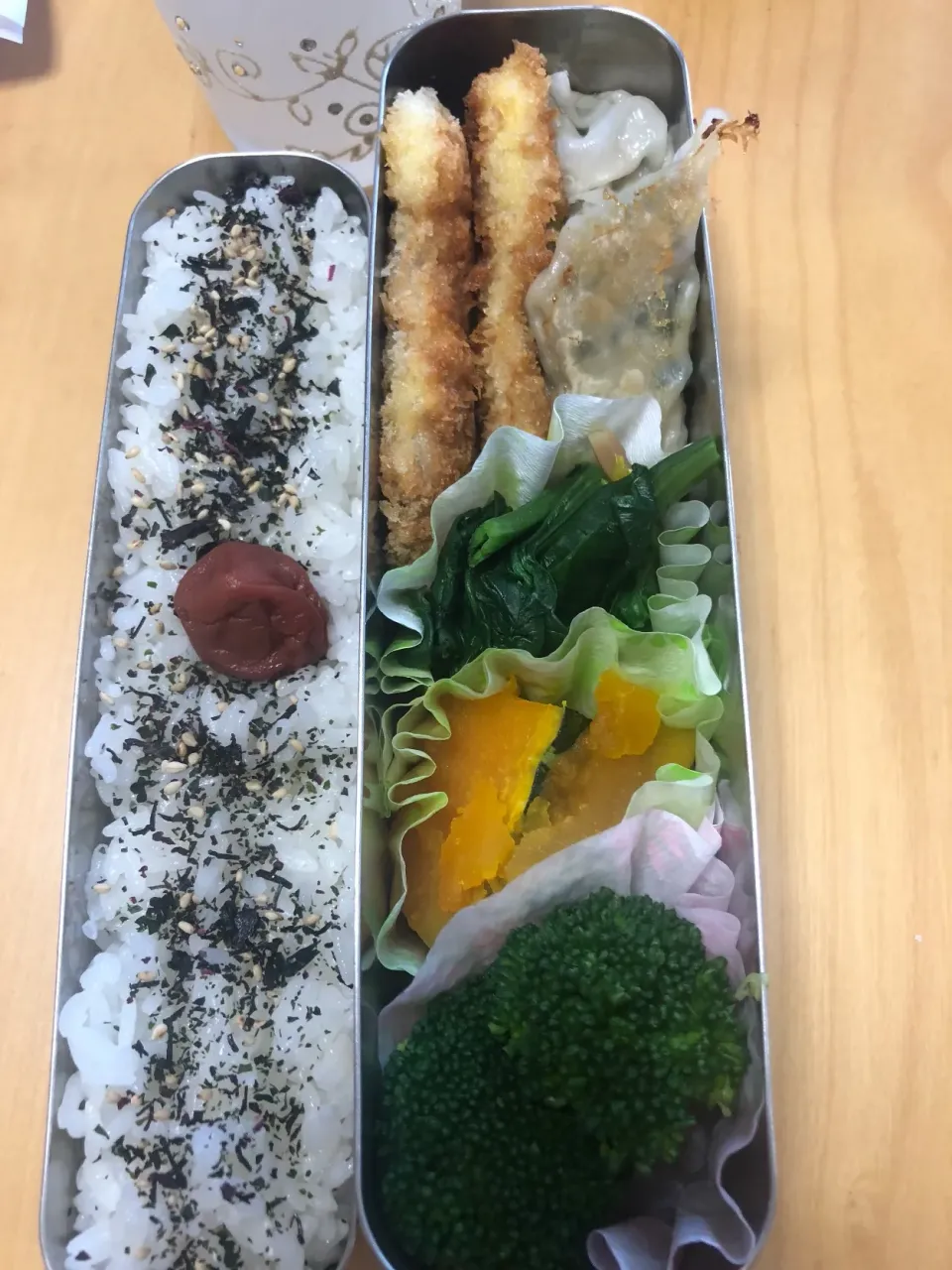 アジフライ 餃子 ほうれん草おひたし かぼちゃ煮 ブロッコリー🥦弁当。|Kumiko Kimuraさん