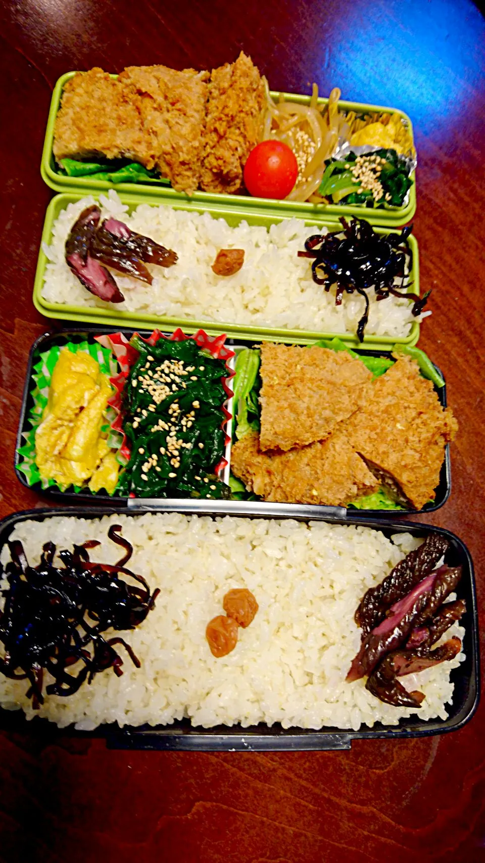 Snapdishの料理写真:メンチカツ弁当
 #今日のお弁当|りょーさん