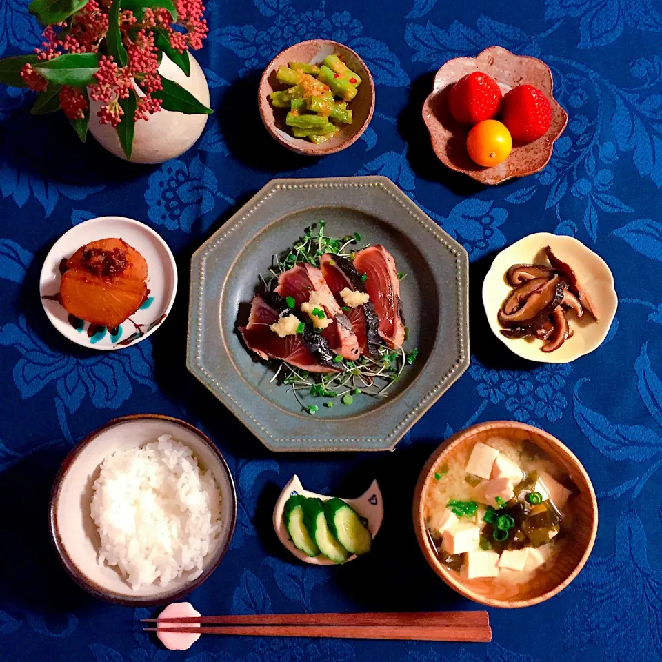 ✿鰹のたたき
✿ツナ大根のもろみ醤油煮
✿いんげんの辛味噌炒め
✿しいたけの佃煮
✿豆腐とわかめの味噌汁
✿きゅうりのぬか漬け|はらしおりさん