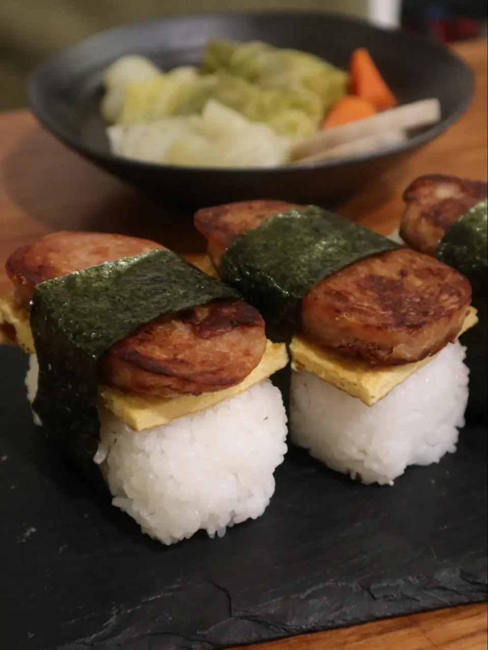 スパムおむすび🍙
ちりちり焼き過ぎたよぅ💦|なかじー。さん