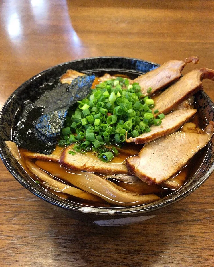 朝ラー🍜志太系 中華そば大盛り600円 並は500円 焼津/纏|ガク魁‼︎男飯さん