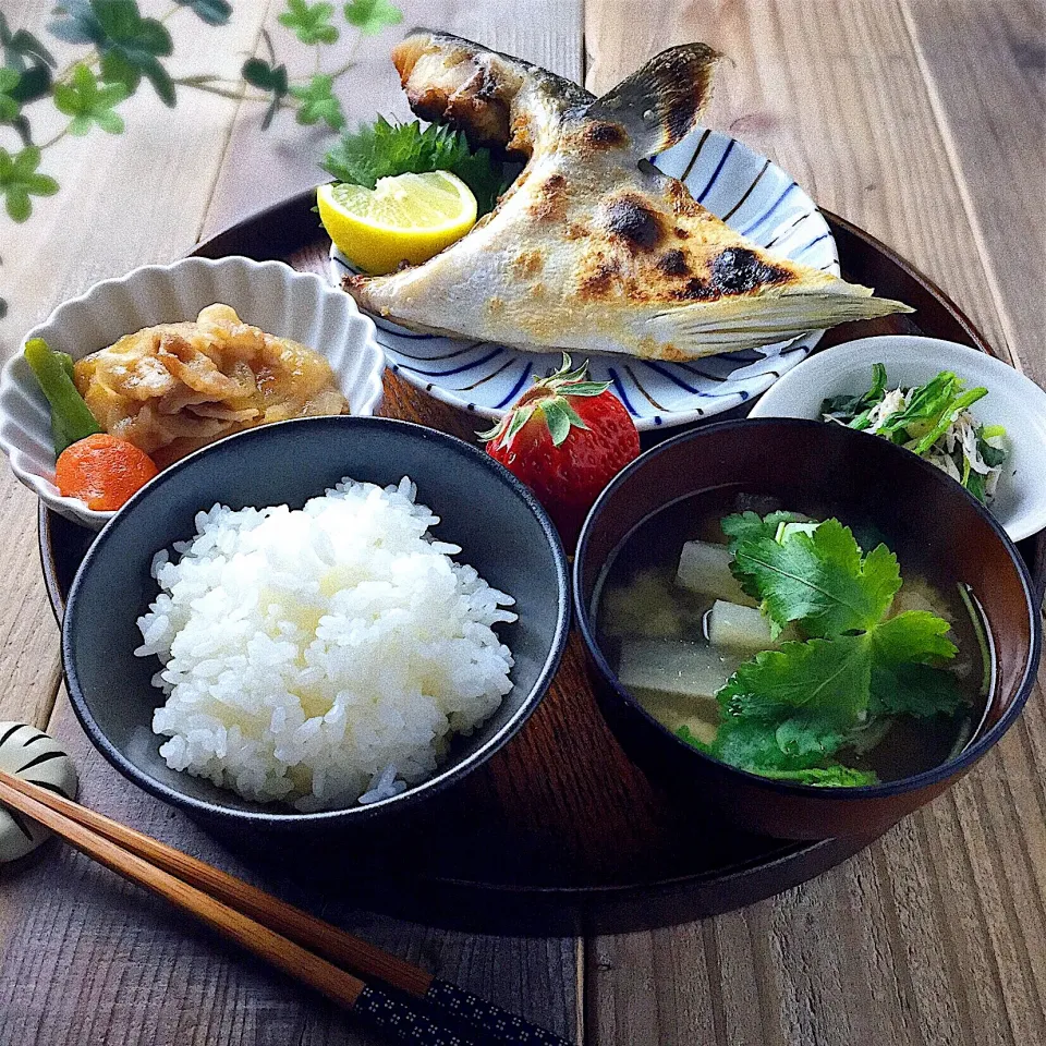 鰤カマの塩焼き|ともみ。さん