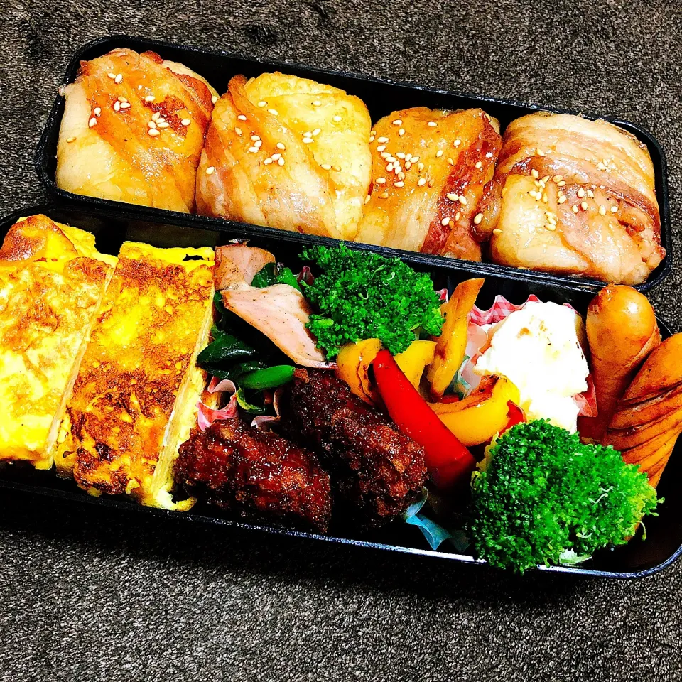 おべんとう♡
 #お弁当  #ボリューム  #初心者  #玉子焼き  #ベーコンとほうれん草のバター醤油  #彼氏  #ウィンナー  #肉巻きおにぎり  #ソースカツレツ #ポテトサラダ|Erさん