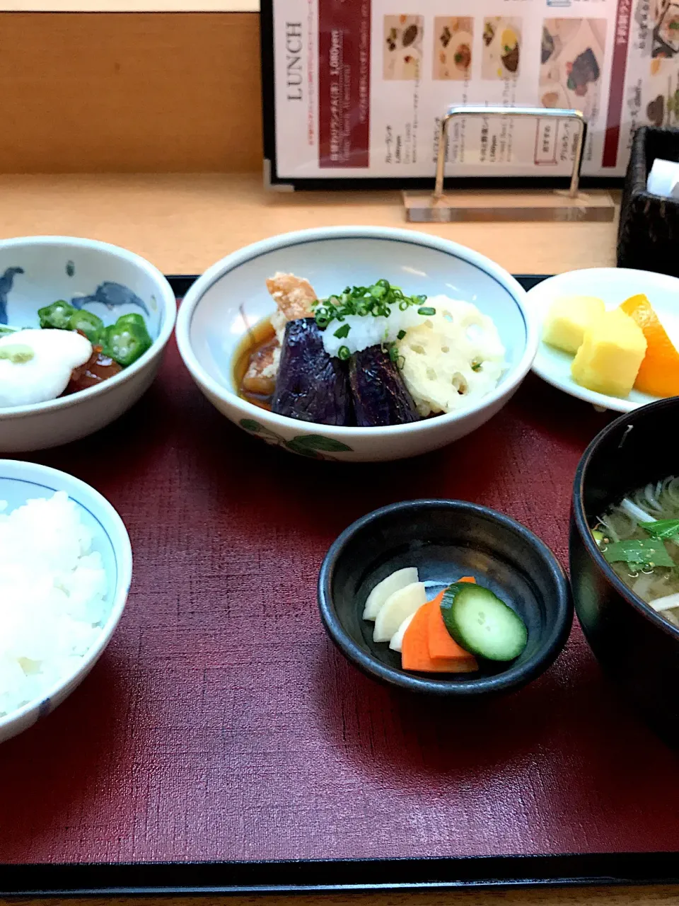 赤魚と茄子唐揚げ/漬けマグロと野菜とろろ掛け味噌汁|山内博之さん