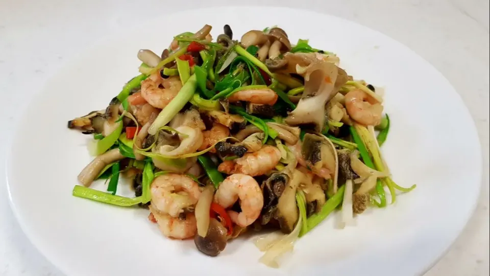 stirfried seafood|steven z.y.さん