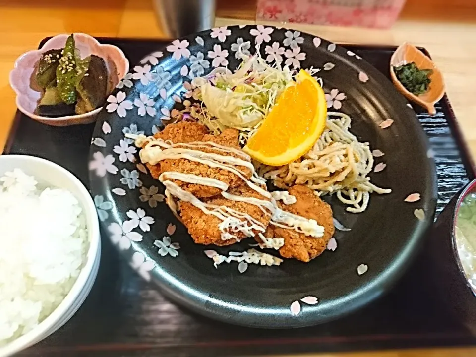 ボリューム満点♪
チキンの黒こしょう揚げ。|yokoさん