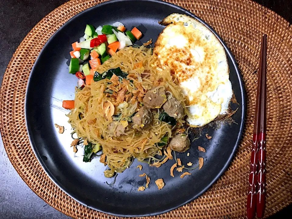 Fried bifun Indonesian style|yeni kartikasariさん