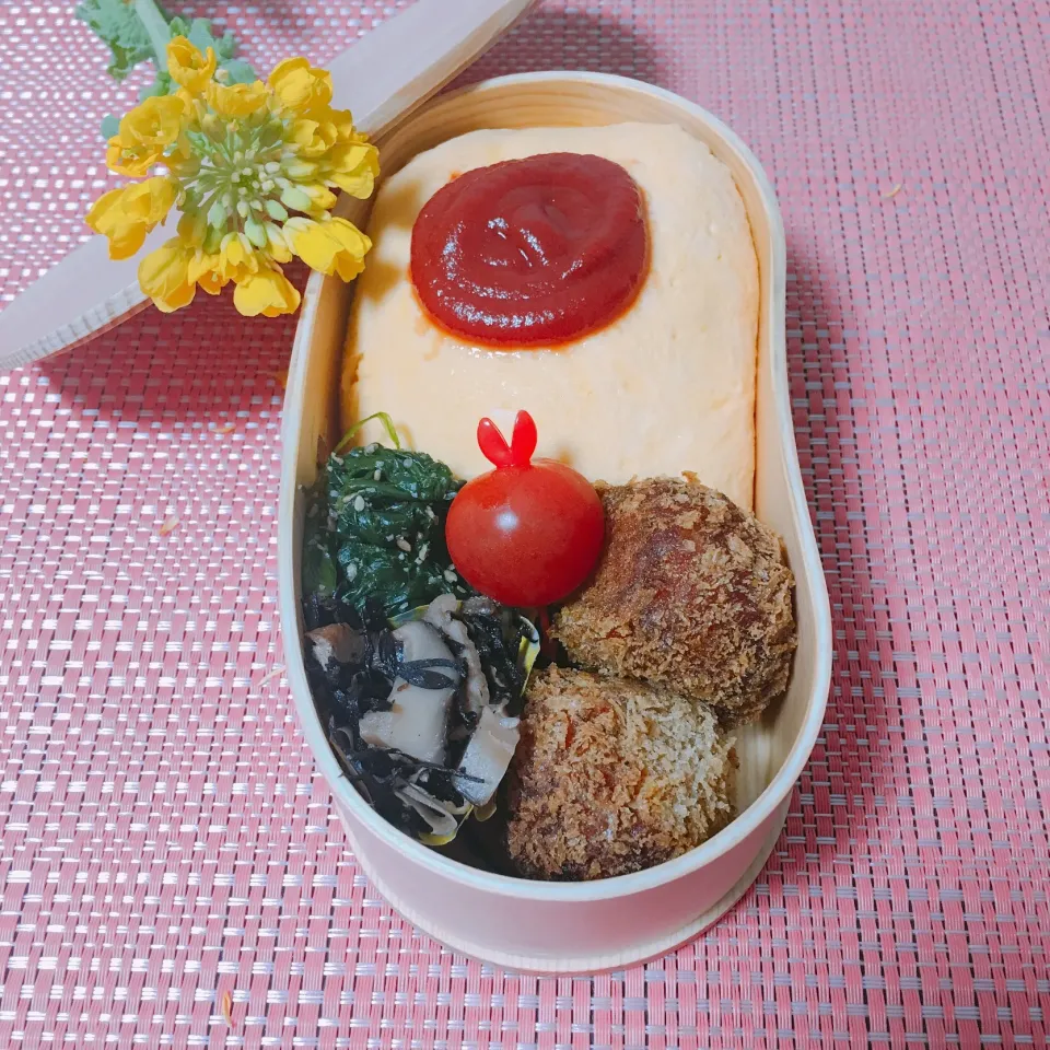 2018.3.9today's obento
オムライス弁当😋|YummyKさん