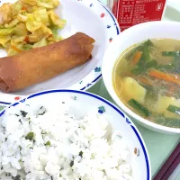 Snapdishの料理写真:春巻き(もちろん手作り)|Namiさん