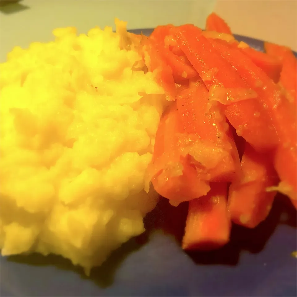 Sweet carrots and mash with Parmesan cheese|Stefan Labuschagneさん