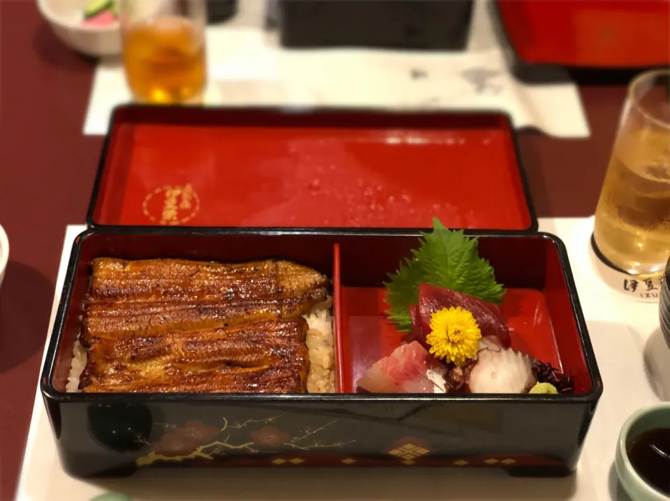 Snapdishの料理写真:伊豆栄弁当（竹）|T.Moritaさん